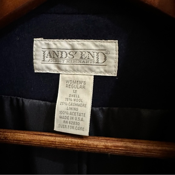 VTG 80s Lands End Wool & Cashmere Navy Blue Blazer - Picture 2 of 8